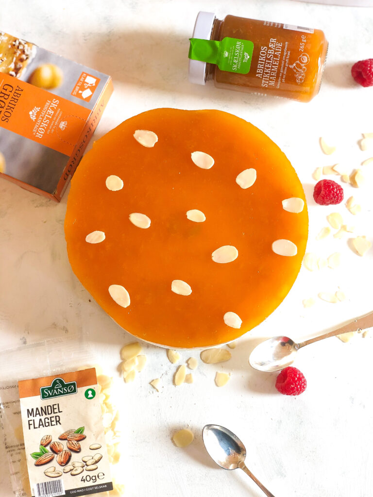 cheesecake med abrikos