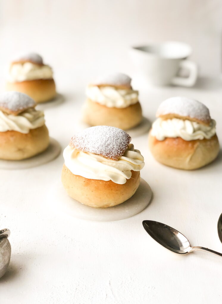 koldhævede-semlor